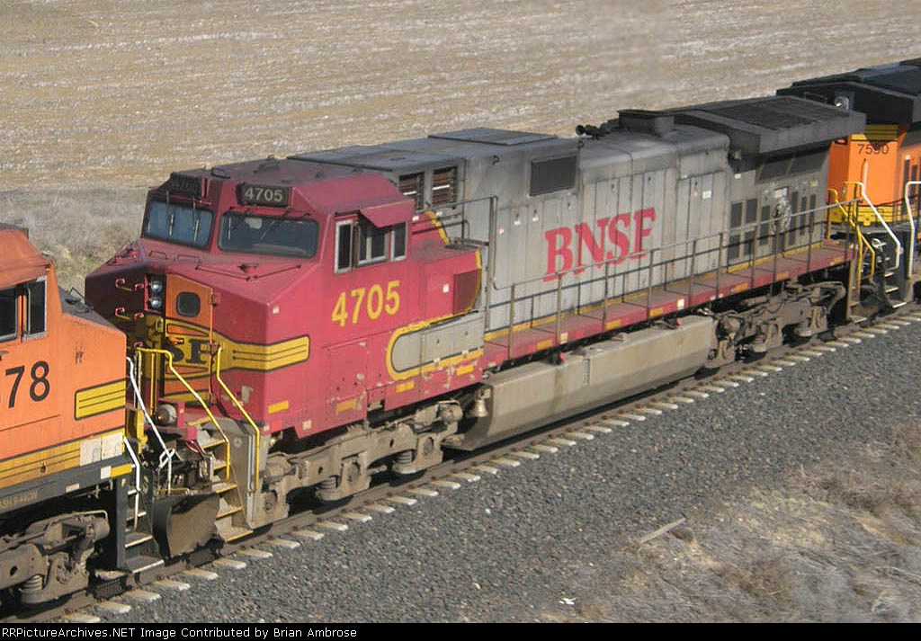 BNSF 4705